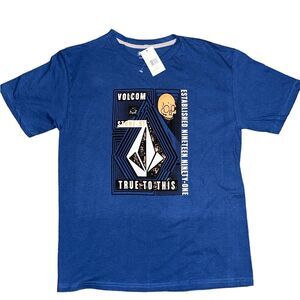 VOLCOM YOUNG MENS SHORT SLEEVE T SHIRT BLUE SKULL 100% cotton SIZE LARGE NWT